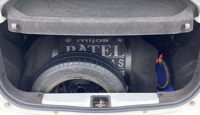 2019 Maruti New Wagon-R ZXI 1.2 old, CNG, Manual, 93,341 km, Boot Inside