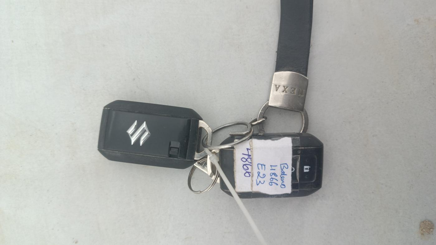2021 Maruti Baleno ZETA PETROL 1.2, Petrol, Manual, 61,627 km, Key Close Up
