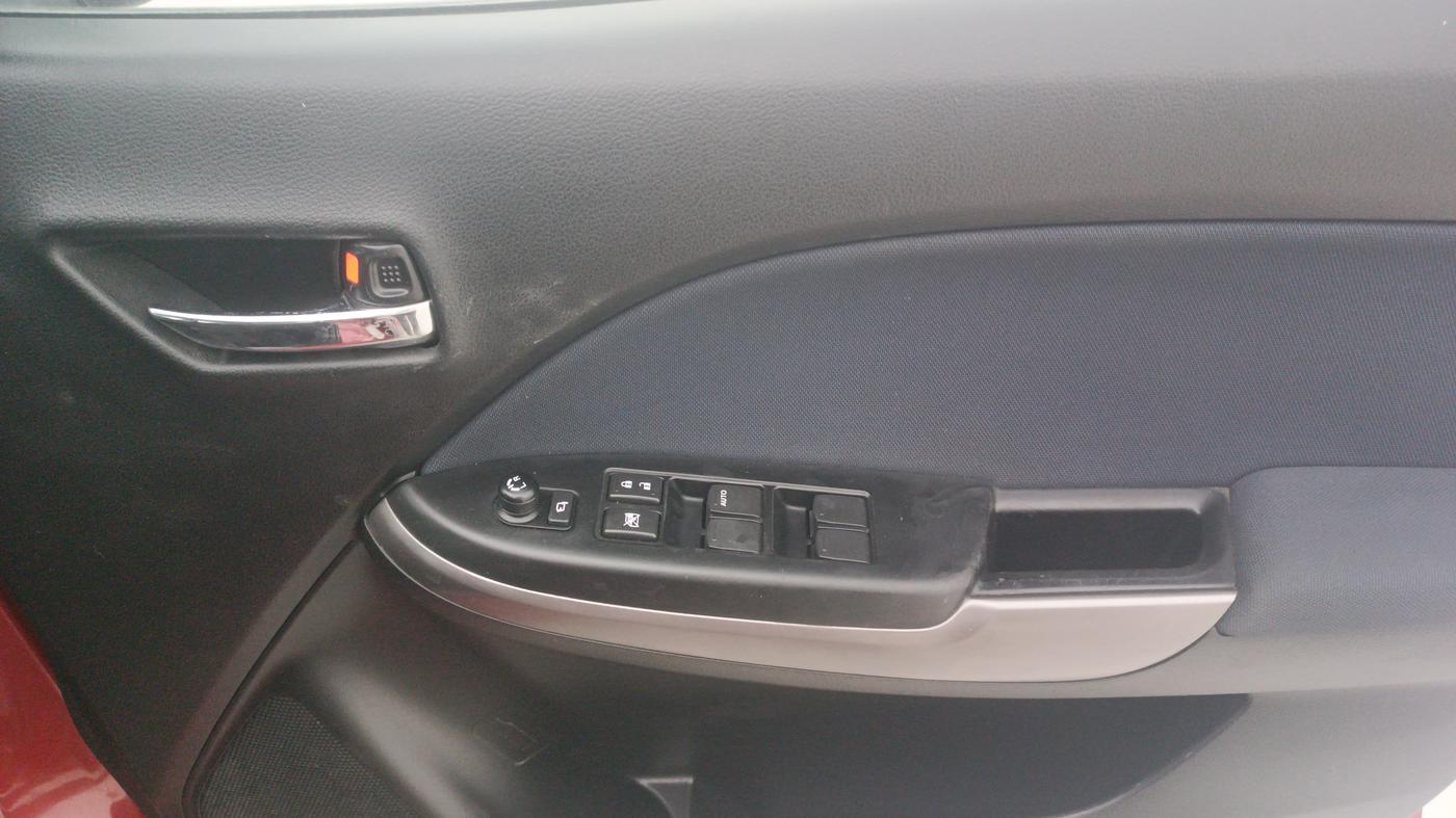 2021 Maruti Baleno ZETA PETROL 1.2, Petrol, Manual, 61,627 km, Driver Side Door Panels Control