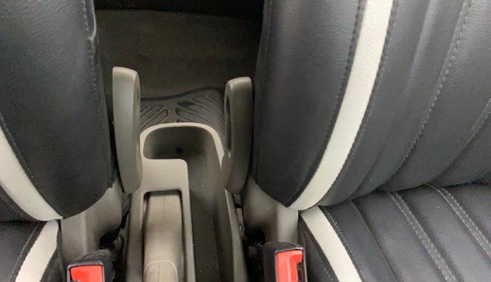 2013 Hyundai i10 SPORTZ 1.2, Petrol, Manual, 41,538 km, Driver Side Adjustment Panel