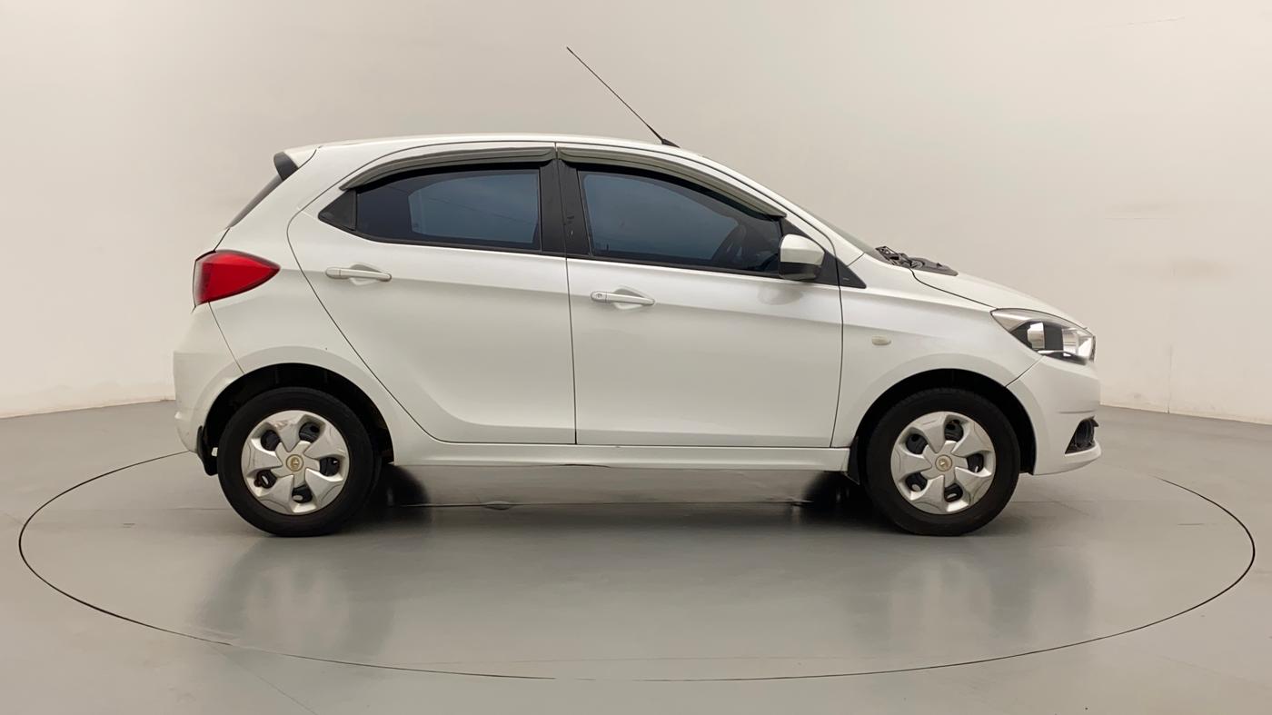 2017 Tata Tiago XT DIESEL, Diesel, Manual, 79,339 km, Right Side View