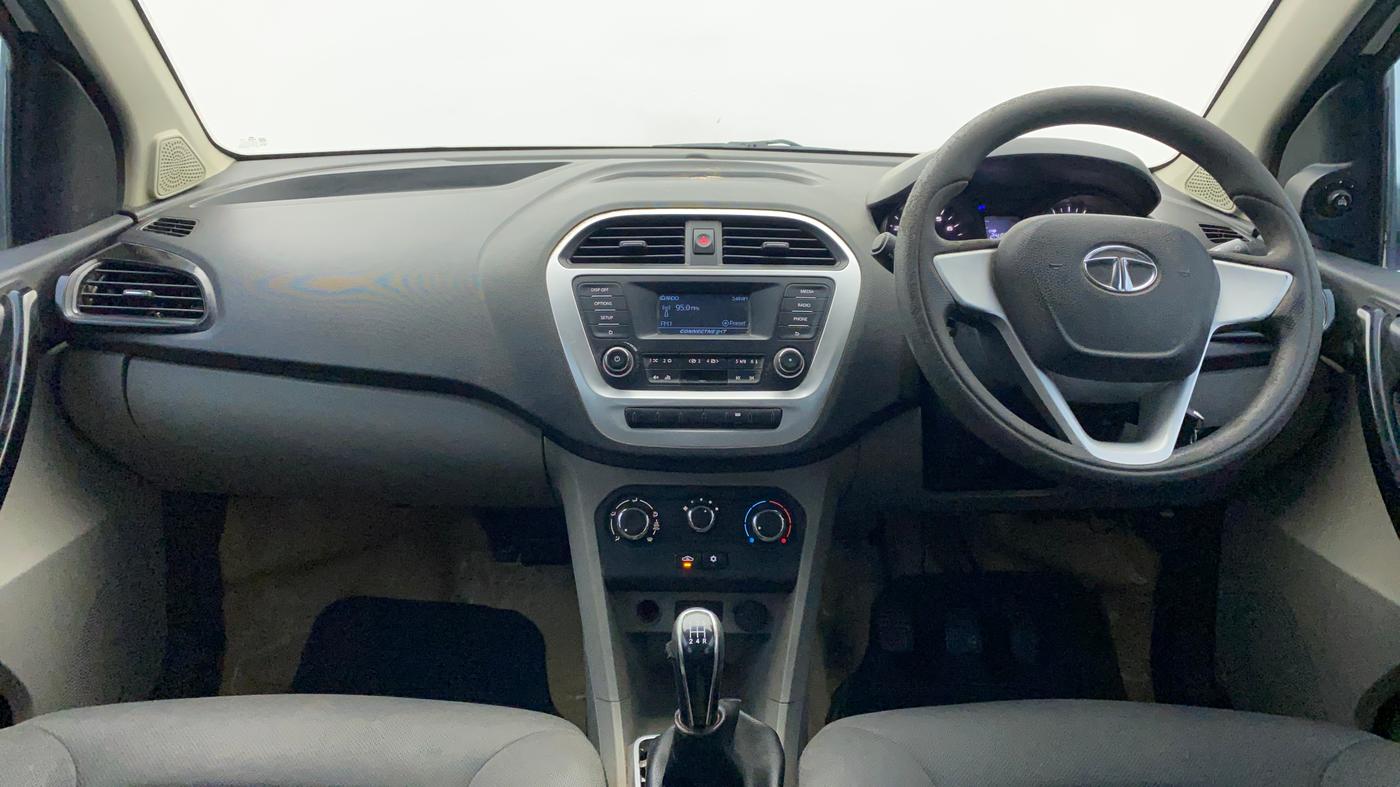 2017 Tata Tiago XT DIESEL, Diesel, Manual, 79,339 km, Dashboard