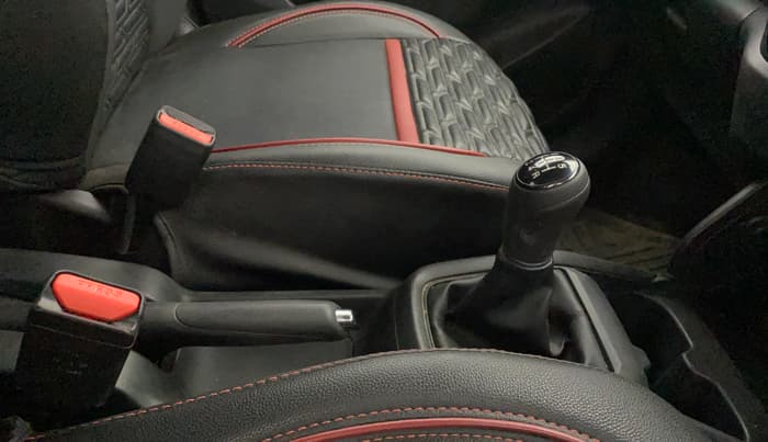 2025 Maruti Swift VXi (O) CNG, CNG, Manual, 10,617 km, Gear Lever