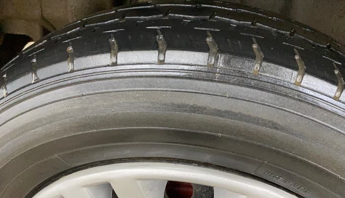 2025 Maruti Swift VXi (O) CNG, CNG, Manual, 10,617 km, Right Rear Tyre Tread