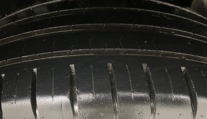 2022 Maruti Baleno ALPHA 1.2 AGS, Petrol, Automatic, 47,946 km, Left Rear Tyre Tread