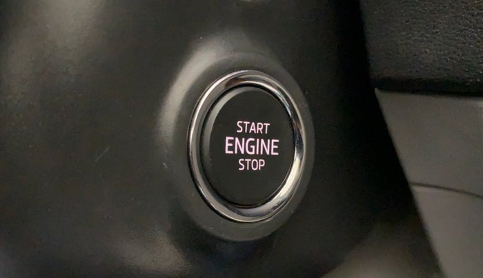 2022 Skoda KUSHAQ STYLE 1.0L TSI MT, Petrol, Manual, 34,005 km, Keyless Start/ Stop Button