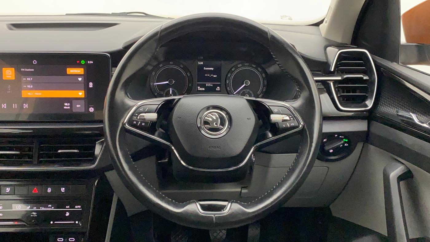 2022 Skoda KUSHAQ STYLE 1.0L TSI MT, Petrol, Manual, 34,005 km, Steering Wheel Close Up
