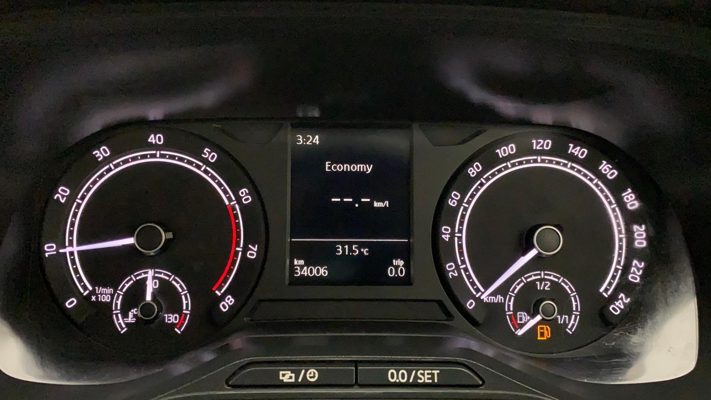 2022 Skoda KUSHAQ STYLE 1.0L TSI MT, Petrol, Manual, 34,005 km, Odometer Image