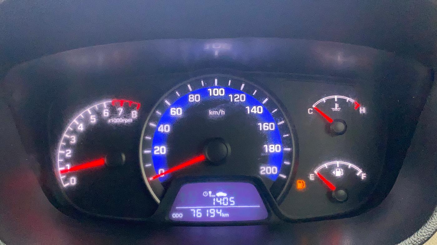 2017 Hyundai Xcent SX 1.2, Petrol, Manual, 75,896 km, Odometer Image