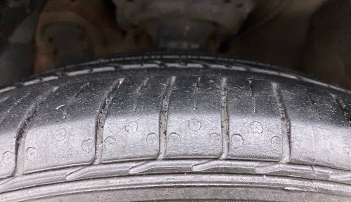 2018 Hyundai Elite i20 ASTA 1.4 CRDI (O), Diesel, Manual, 97,017 km, Left Front Tyre Tread