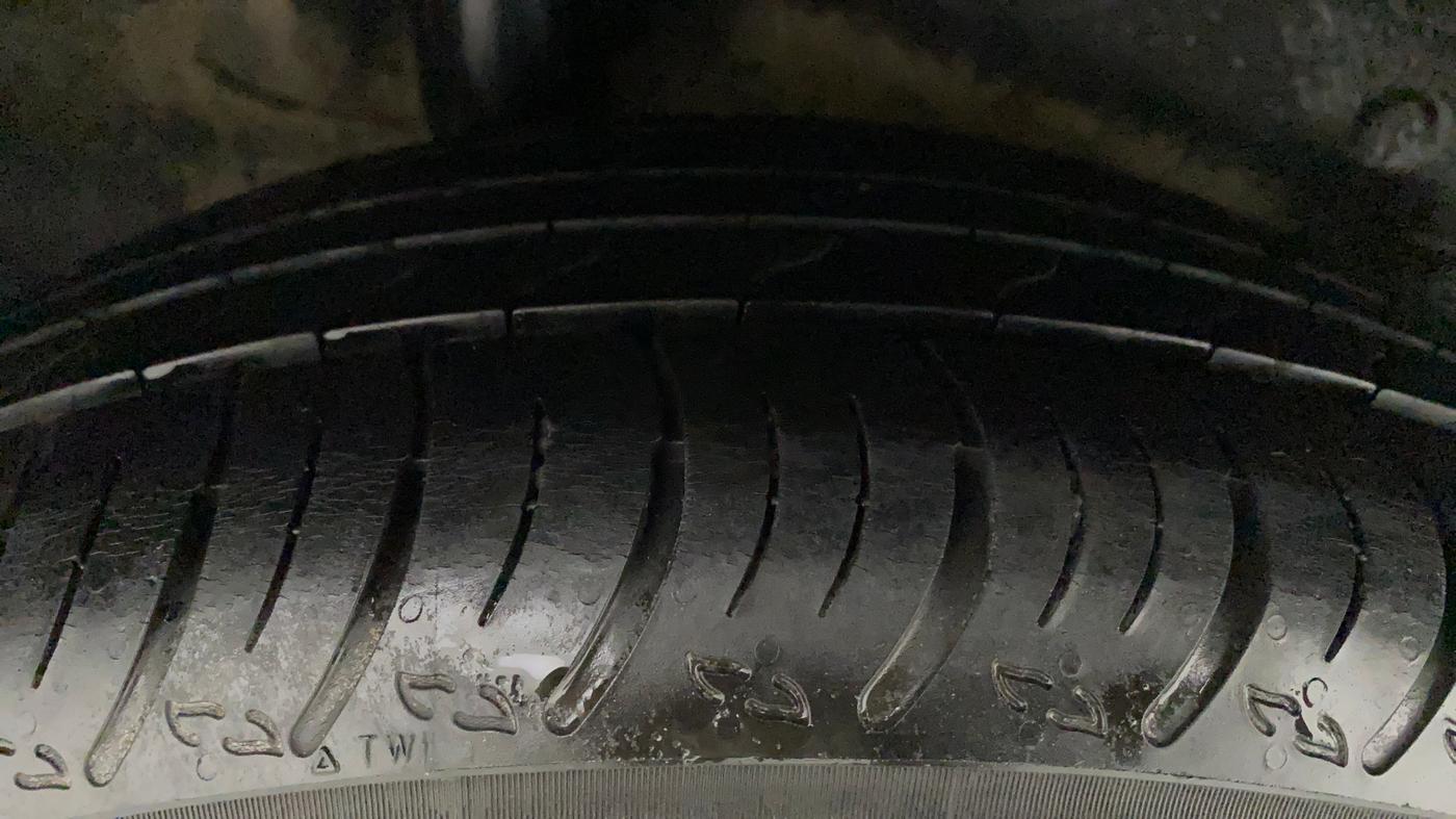 2017 Honda WR-V 1.2L I-VTEC VX MT, Petrol, Manual, 56,139 km, Right Rear Tyre Tread