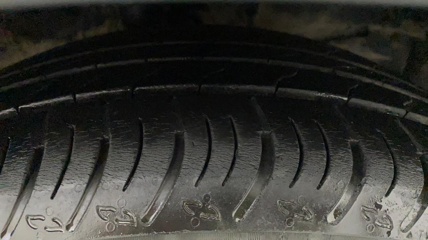 2017 Honda WR-V 1.2L I-VTEC VX MT, Petrol, Manual, 56,139 km, Right Front Tyre Tread