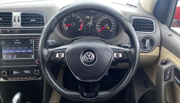 2018 Volkswagen Vento 1.2 TSI HIGHLINE PLUS AT, Petrol, Automatic, 57,569 km, Steering Wheel Close Up