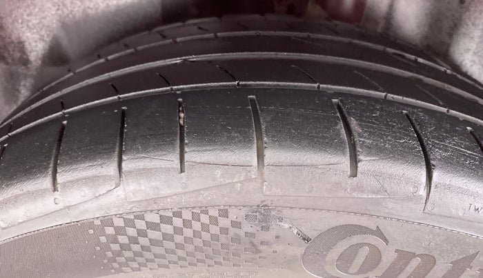 2018 Volkswagen Vento 1.2 TSI HIGHLINE PLUS AT, Petrol, Automatic, 57,569 km, Left Front Tyre Tread