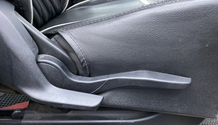 2019 Maruti Swift VXI, Petrol, Manual, 44,378 km, Driver Side Adjustment Panel