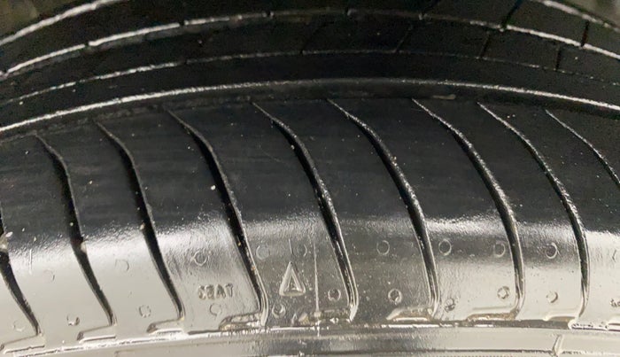 2016 Honda Jazz 1.2L I-VTEC S, Petrol, Manual, 29,809 km, Right Front Tyre Tread