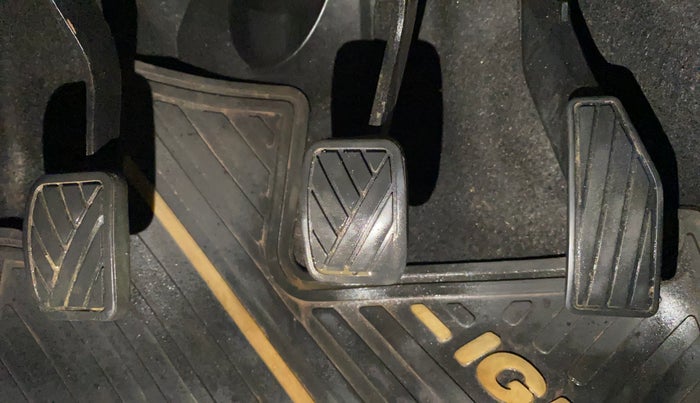 2018 Maruti IGNIS ZETA 1.2, Petrol, Manual, 1,04,808 km, Pedals