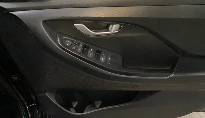 2023 Hyundai Creta SX 1.5 PETROL ADVENTURE EDITION , Petrol, Manual, 40,052 km, Driver Side Door Panels Control