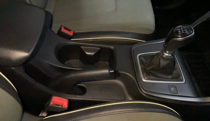 2023 Hyundai Creta SX 1.5 PETROL ADVENTURE EDITION , Petrol, Manual, 40,052 km, Gear Lever