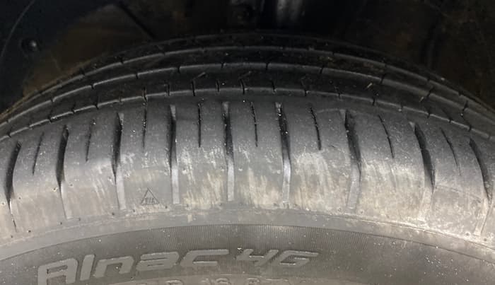 2017 Maruti Baleno ZETA PETROL 1.2, Petrol, Manual, 98,971 km, Left Front Tyre Tread