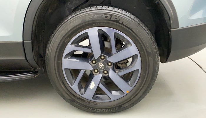 2022 Tata Safari XZA PLUS 6S ADVENTURE, Diesel, Automatic, 21,483 km, Left Rear Wheel