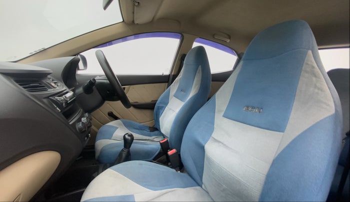 2012 Hyundai Eon D-LITE+, Petrol, Manual, 31,576 km, Right Side Front Door Cabin