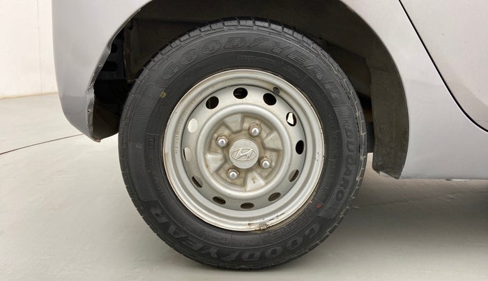2012 Hyundai Eon D-LITE+, Petrol, Manual, 31,576 km, Right Rear Wheel