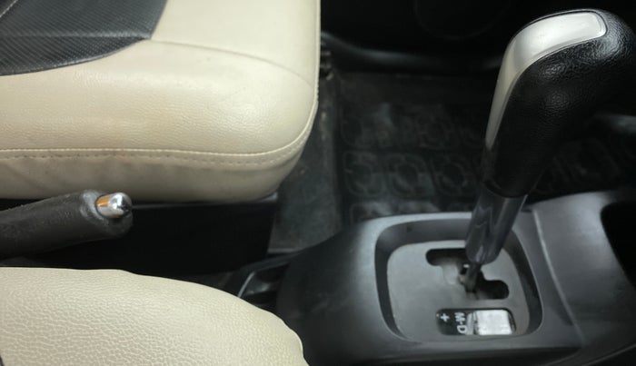 2016 Maruti Wagon R 1.0 VXI AMT, Petrol, Automatic, 46,138 km, Gear Lever