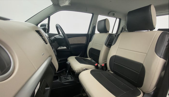 2016 Maruti Wagon R 1.0 VXI AMT, Petrol, Automatic, 46,138 km, Right Side Front Door Cabin
