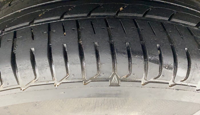 2016 Hyundai Elite i20 SPORTZ 1.2, Petrol, Manual, 32,569 km, Left Rear Tyre Tread