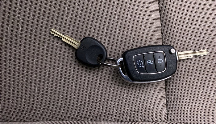 2016 Hyundai Elite i20 SPORTZ 1.2, Petrol, Manual, 32,569 km, Key Close Up