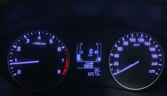 2016 Hyundai Elite i20 SPORTZ 1.2, Petrol, Manual, 32,569 km, Odometer Image