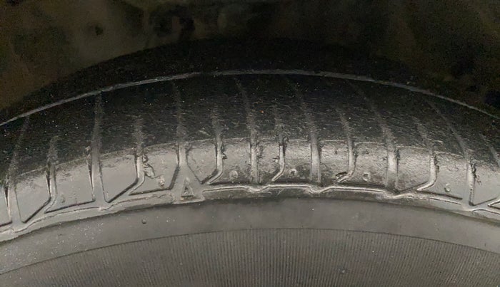 2015 Honda Jazz 1.5L I-DTEC VX, Diesel, Manual, 91,235 km, Right Front Tyre Tread