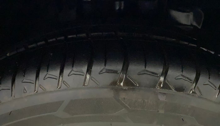 2020 Tata Tiago XZ PLUS DUAL TONE PETROL, Petrol, Manual, 91,700 km, Right Front Tyre Tread