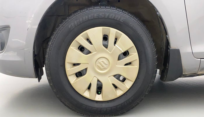 2013 Maruti Swift VXI, Petrol, Manual, 80,134 km, Left Front Wheel