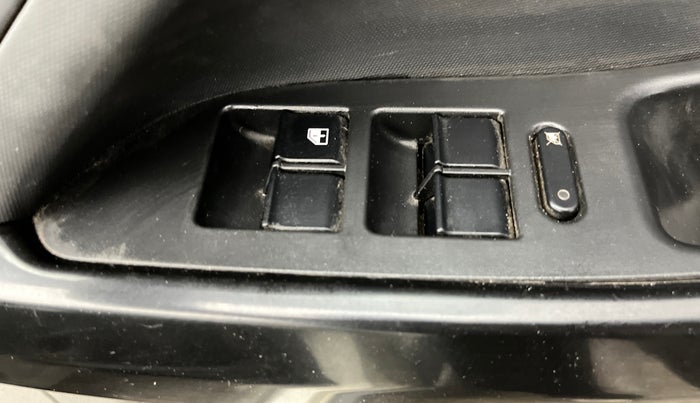 2019 Tata NEXON XM PETROL, Petrol, Manual, 93,271 km, Driver Side Door Panels Control