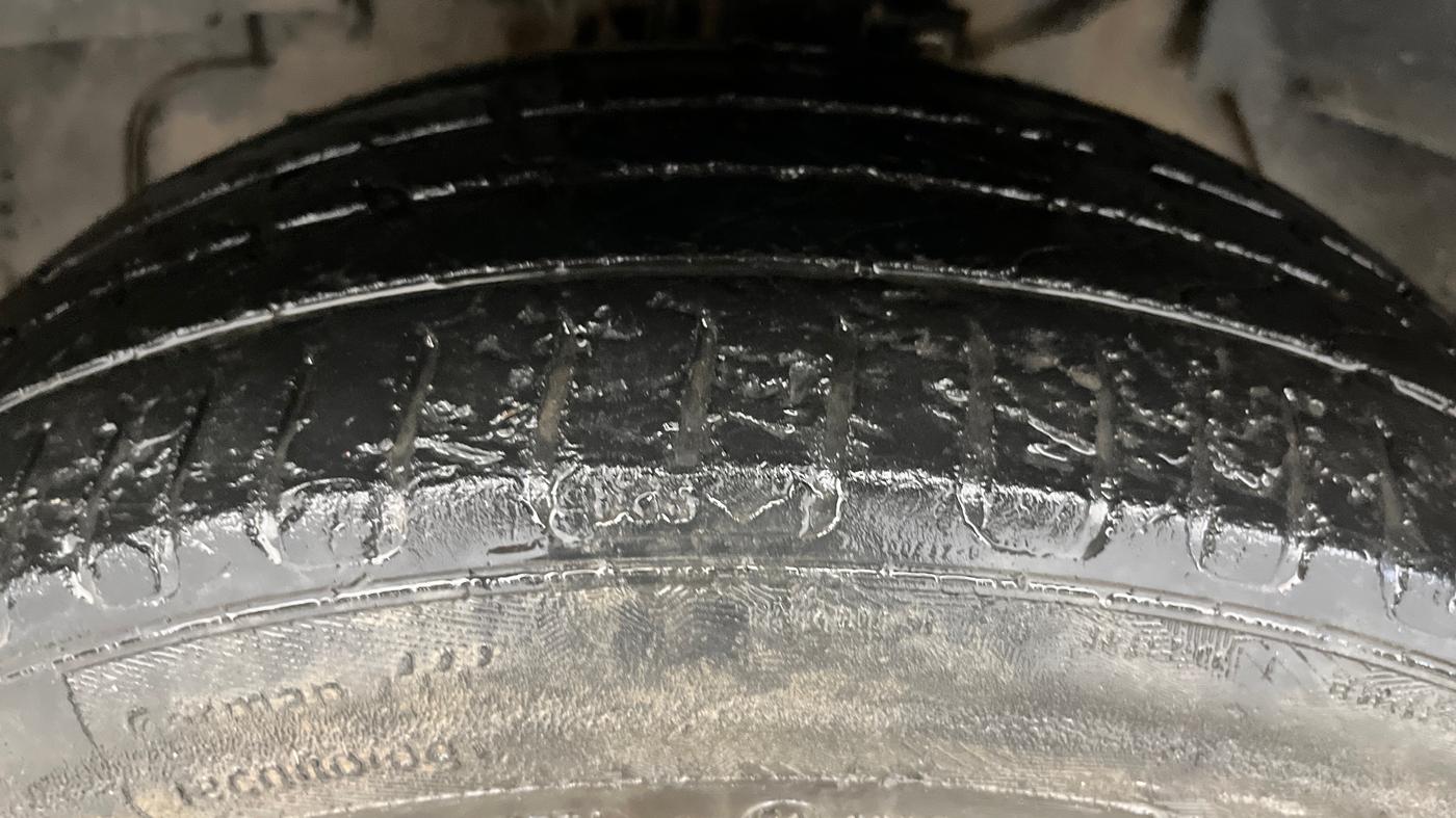 2019 Tata NEXON XM PETROL, Petrol, Manual, 93,271 km, Left Front Tyre Tread