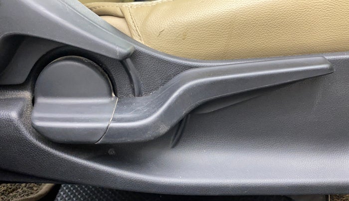 2018 Honda Amaze 1.5L I-DTEC VX, Diesel, Manual, 70,183 km, Driver Side Adjustment Panel