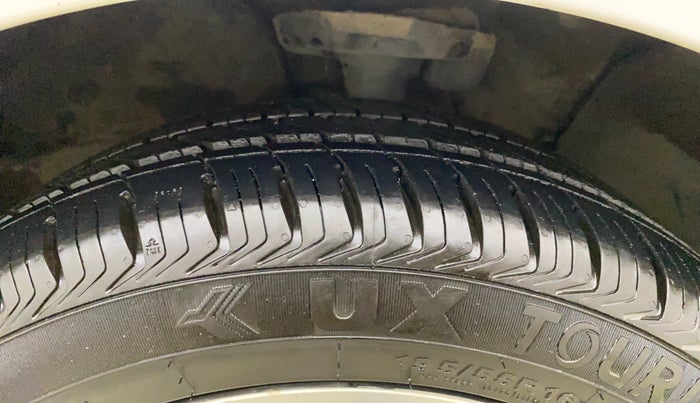 2018 Hyundai Verna 1.6 VTVT SX O, Petrol, Manual, 32,054 km, Right Front Tyre Tread