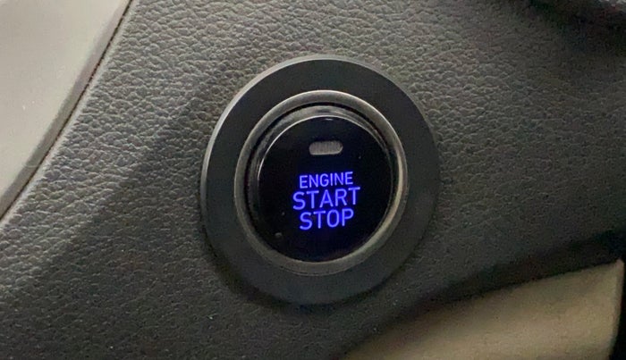 2018 Hyundai Verna 1.6 VTVT SX O, Petrol, Manual, 32,054 km, Keyless Start/ Stop Button