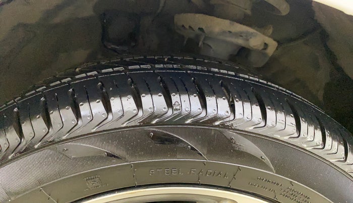 2018 Hyundai Verna 1.6 VTVT SX O, Petrol, Manual, 32,054 km, Left Front Tyre Tread