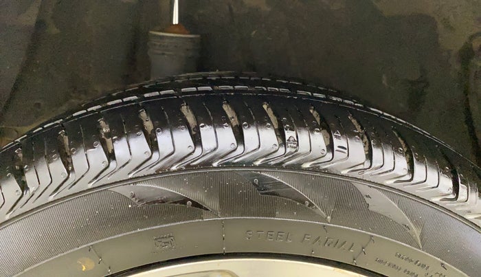 2018 Hyundai Verna 1.6 VTVT SX O, Petrol, Manual, 32,054 km, Right Rear Tyre Tread