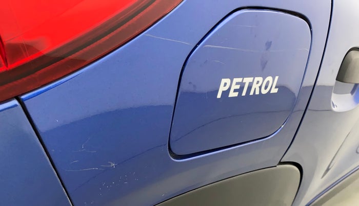 2019 Renault Kwid CLIMBER 1.0, Petrol, Manual, 52,231 km, Right quarter panel - Minor scratches