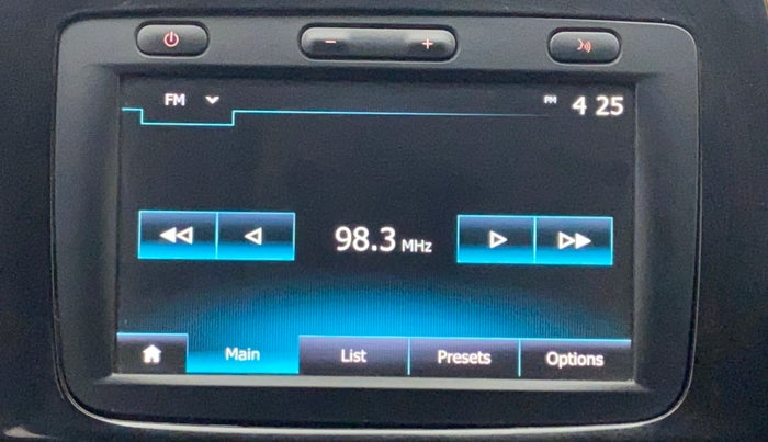 2019 Renault Kwid CLIMBER 1.0, Petrol, Manual, 52,231 km, Infotainment System