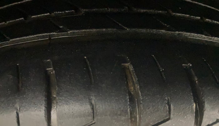 2022 Maruti S Cross ZETA 1.5, Petrol, Manual, 89,654 km, Left Front Tyre Tread