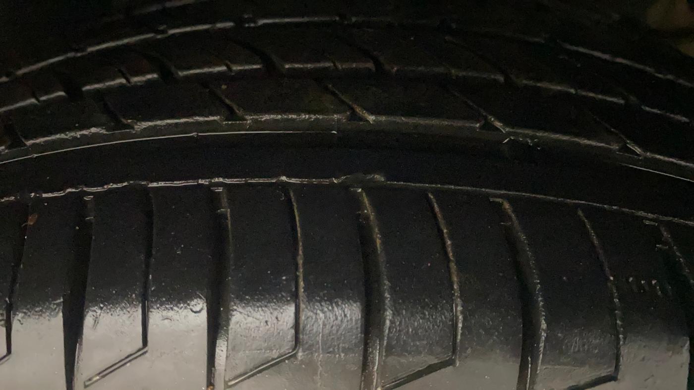 2022 Maruti S Cross ZETA 1.5, Petrol, Manual, 89,722 km, Right Front Tyre Tread