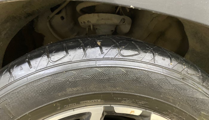 2021 KIA SELTOS GTX PLUS AT 1.5 DIESEL, Diesel, Automatic, 1,18,050 km, Right Front Tyre Tread