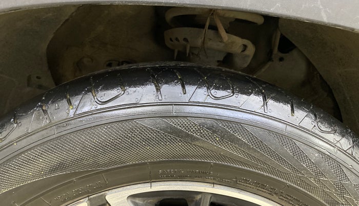 2021 KIA SELTOS GTX PLUS AT 1.5 DIESEL, Diesel, Automatic, 1,18,050 km, Left Front Tyre Tread