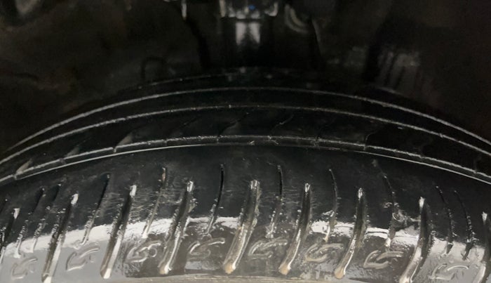 2021 Hyundai VENUE SX 1.0 TURBO, Petrol, Manual, 44,609 km, Right Front Tyre Tread