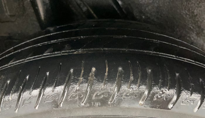 2021 Hyundai VENUE SX 1.0 TURBO, Petrol, Manual, 44,609 km, Right Rear Tyre Tread